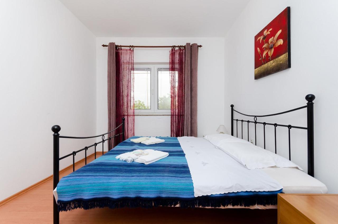 Apartments Milan Rakalj Εξωτερικό φωτογραφία