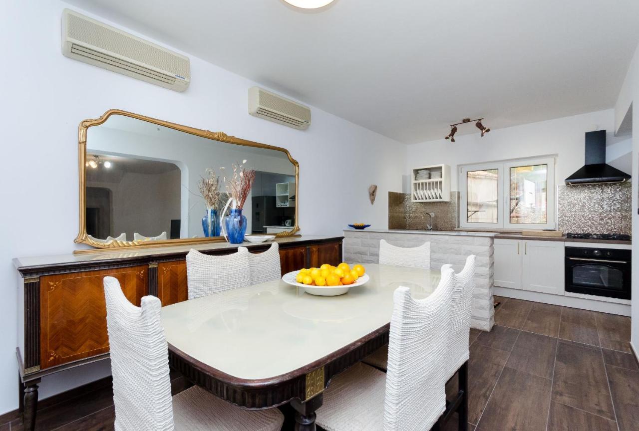 Apartments Milan Rakalj Εξωτερικό φωτογραφία
