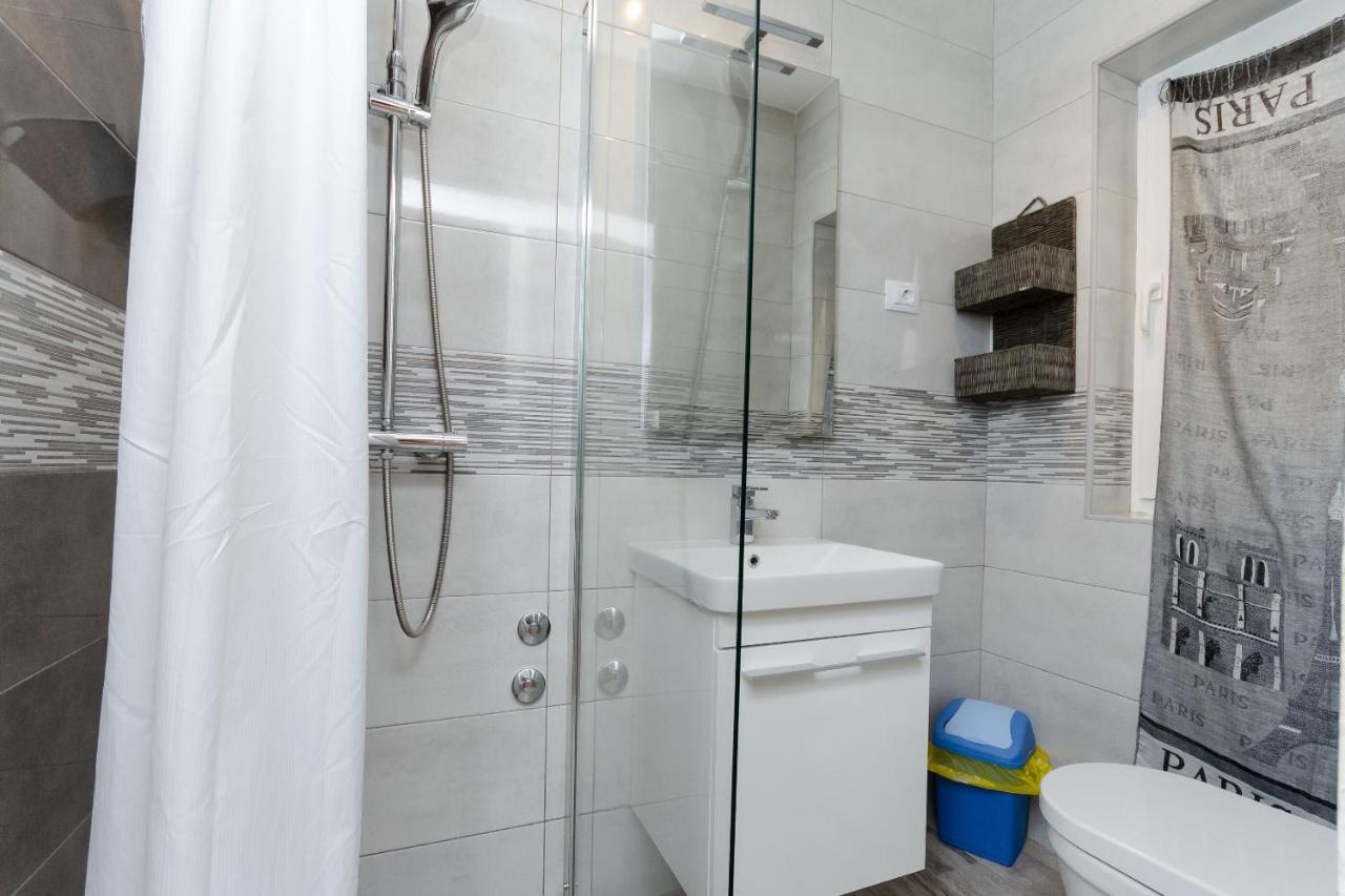 Apartments Milan Rakalj Εξωτερικό φωτογραφία