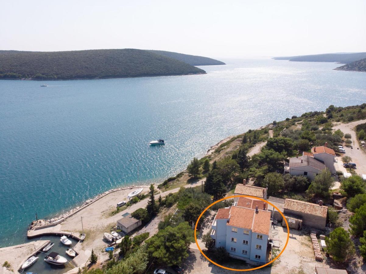 Apartments Milan Rakalj Εξωτερικό φωτογραφία